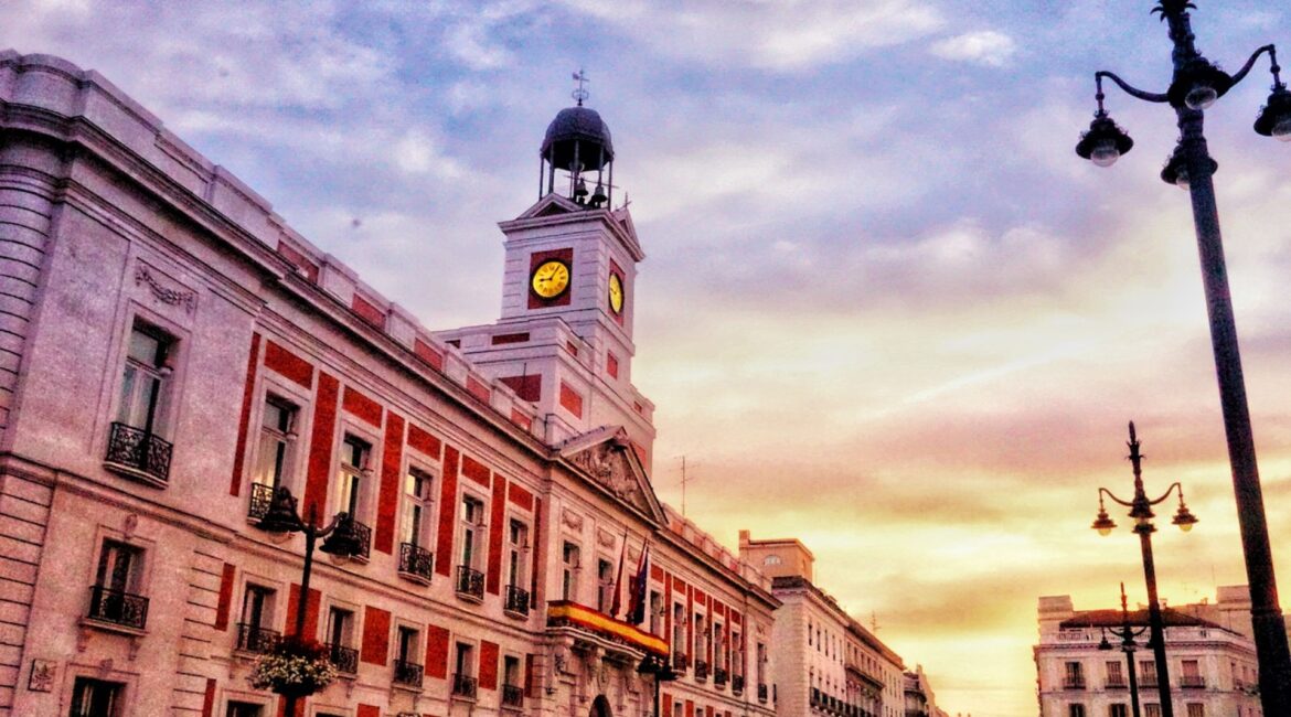 Reloj de la puerta del sol